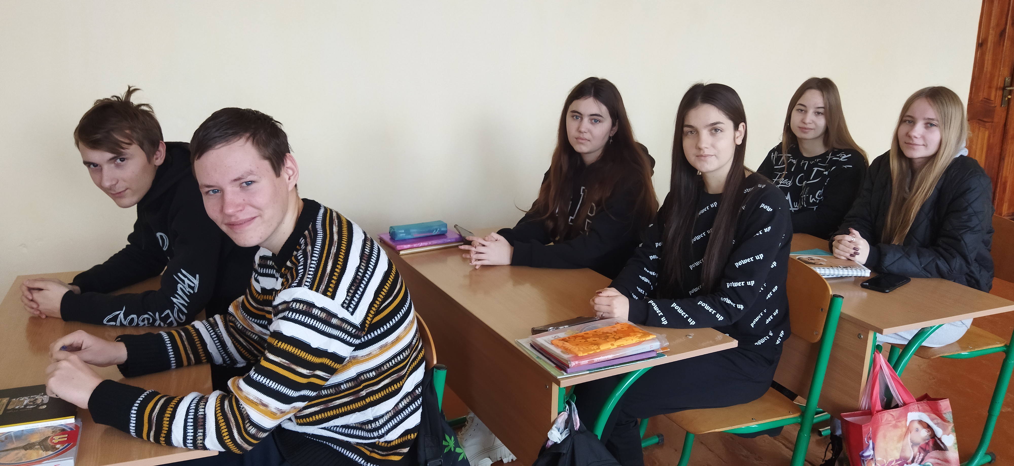 Зацікавлені одинадцятикласники Великозагайцівського ЗЗСО І-І